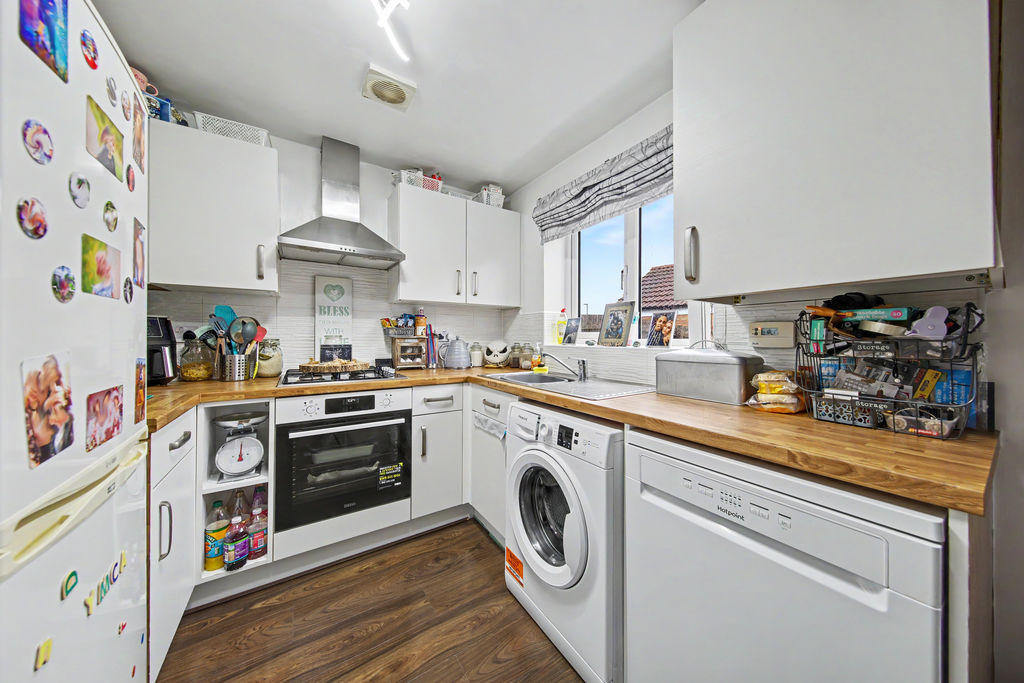 Masefield Avenue Holmewood